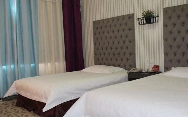 Zhongzhou Hotel (XingHe Road)