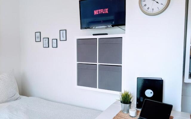 Tiny Apartment - Innenstadt l Smart TV l Küche