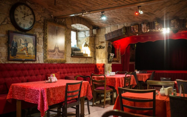 Hotel Ambasada Bolesławiec