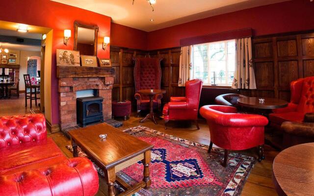 The Dog and Doublet Inn