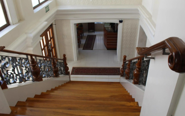 Ciudad Fernandina Hotel