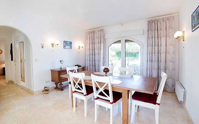 Holiday Home La Grippiere