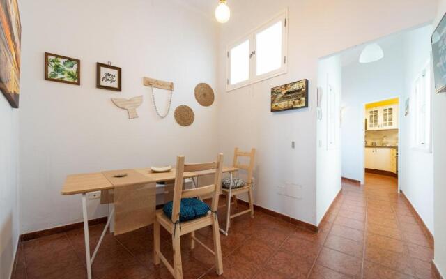 Balcony Spacious 2BR Historic Centre Arucas