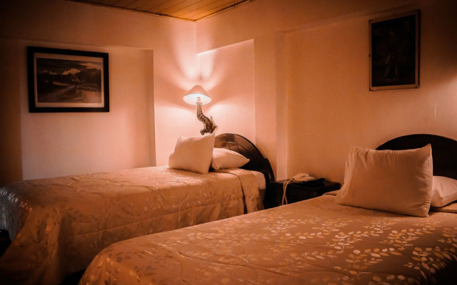 San Blas Plaza Inn