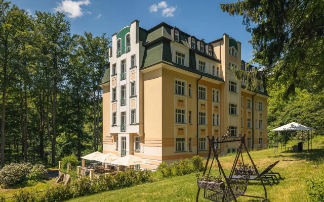 Villa Savoy Spa & Wellness