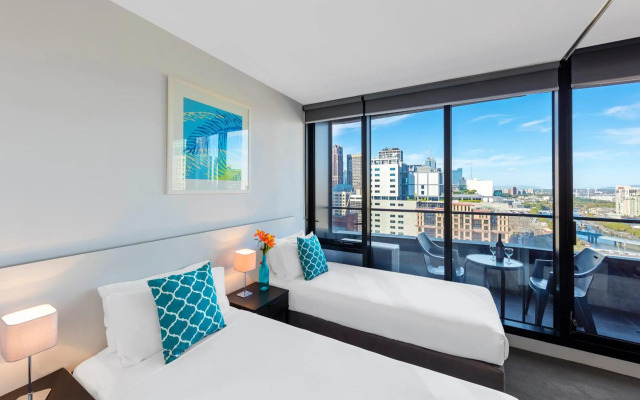 Aura on Flinders Serviced Apartments