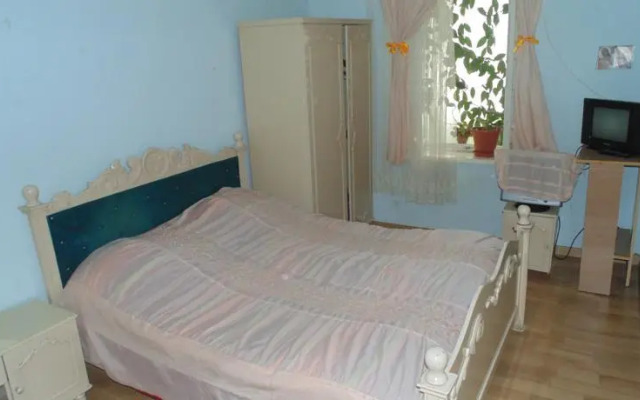 3 Room Home city center