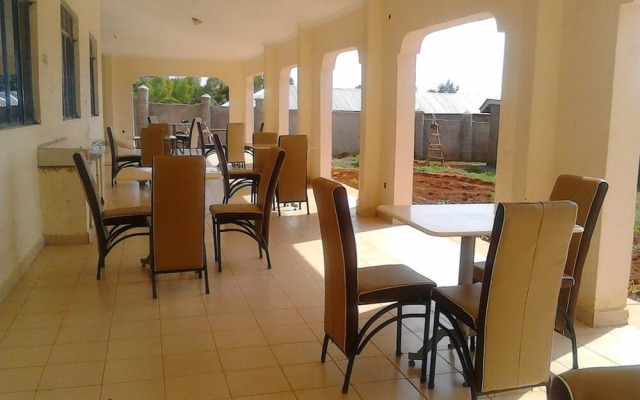 Siaya Summit Hotel