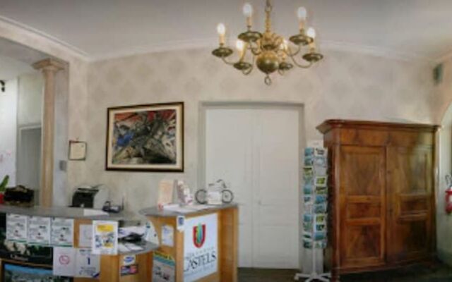 Camping le Chateau de Rochetaillée