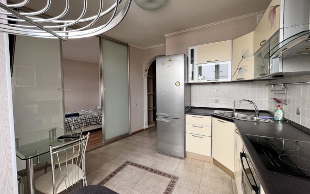 BestFlat24 on Rozhdestvenskaya Street 7