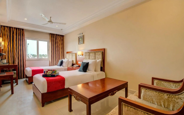 Metro Grand Hotel