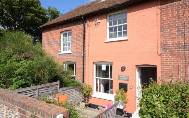 6 Coastguard Cottages, Aldeburgh