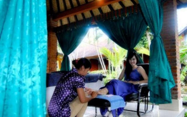 Angsoka Hotel