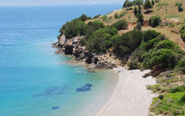 Drymna Hotel