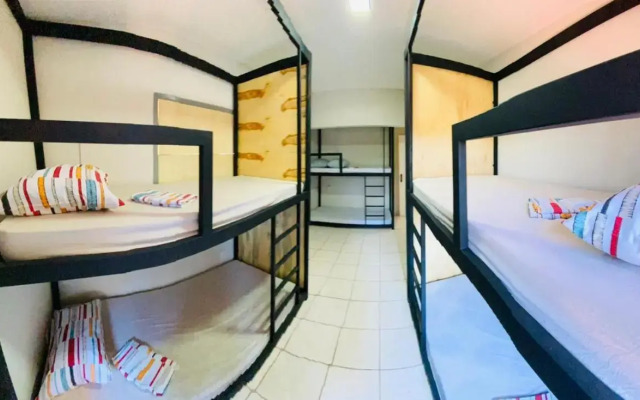 O Hostel