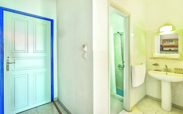 Xenios Faros Apartments