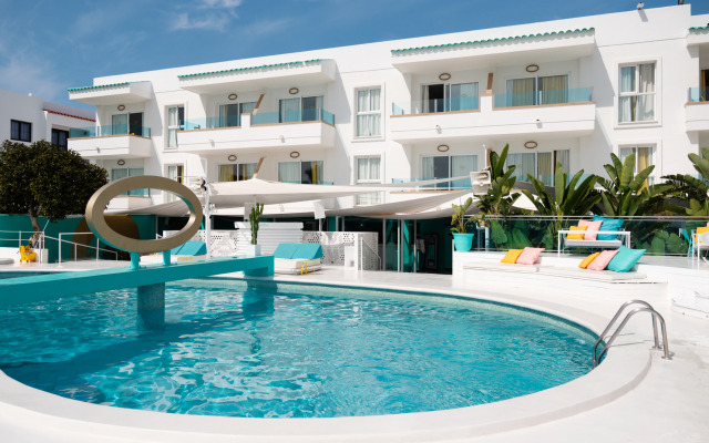 AMA Ibiza Suites - Adults Only