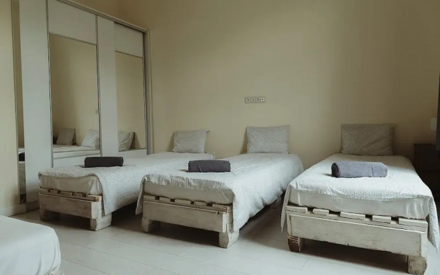 József - Group Apartment with Sauna