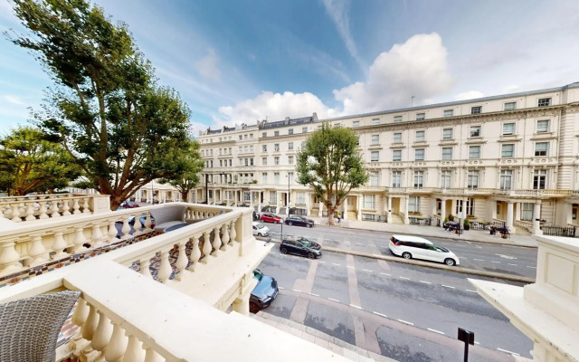 Hyde Park Economy Apartments