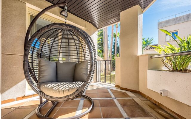 FA-Fab 2 bedroom apt in and outdoor pool
