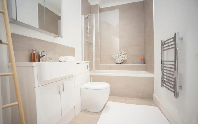 Georgian Garden Apartment - Central Bath