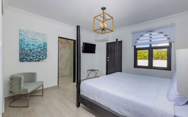 Tides Villa 4BR Private Pool Walk to the Beach