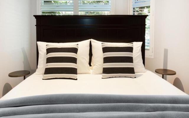 BAYSIDE RETREAT-hosted by:L'Abode Accommodation