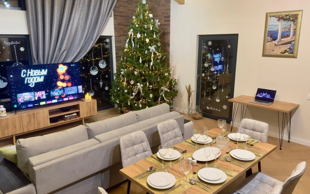 Дом у Мичуринского озера