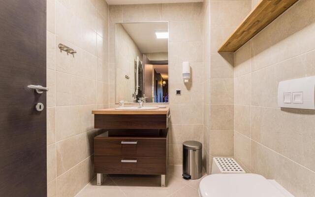 MAIO Studio Silver Mountain Poiana Brasov