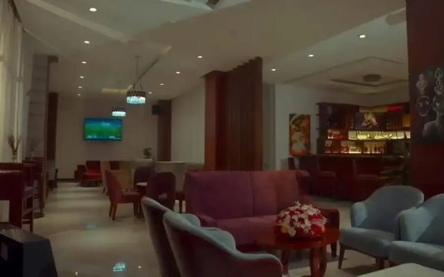 Au-thopia hotel
