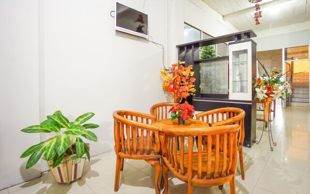 Bs Residence by OYO Rooms
