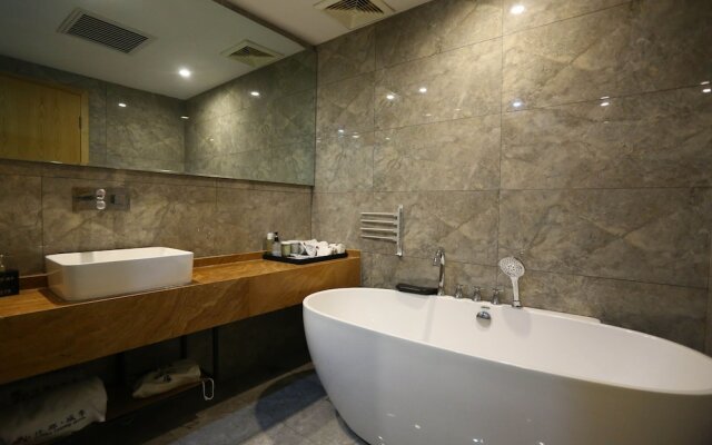 Qianna Chengji Hotel