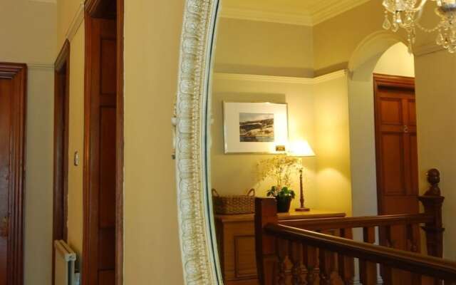 Hilton House