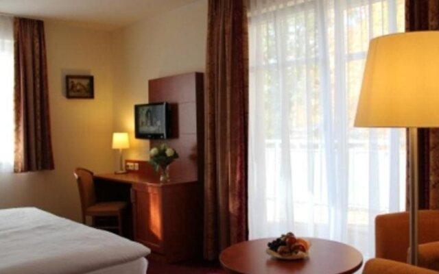 Hotel & Café Strandeck