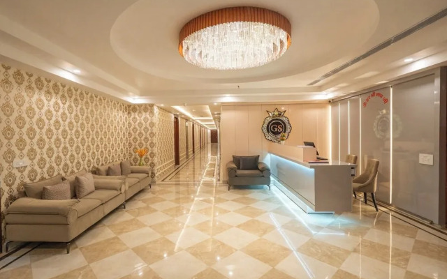 Gajraula Sukhdev Dhaba & Resort