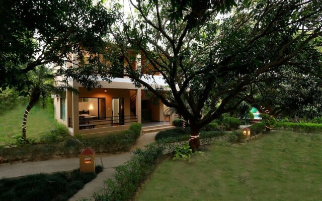 Corbett Aroma Park By Royal Collection