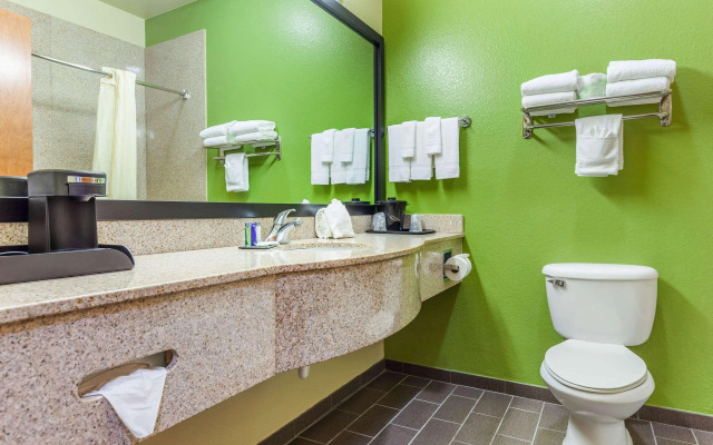 Sleep Inn & Suites Hewitt - South Waco