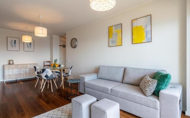 Centromar Bella Vista by Atlantic Holiday