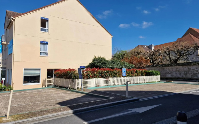Kyriad Direct Arpajon