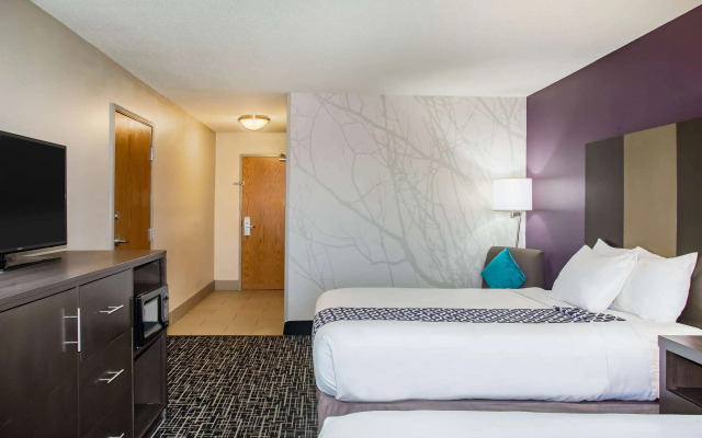 La Quinta Inn & Suites by Wyndham Pontoon Beach