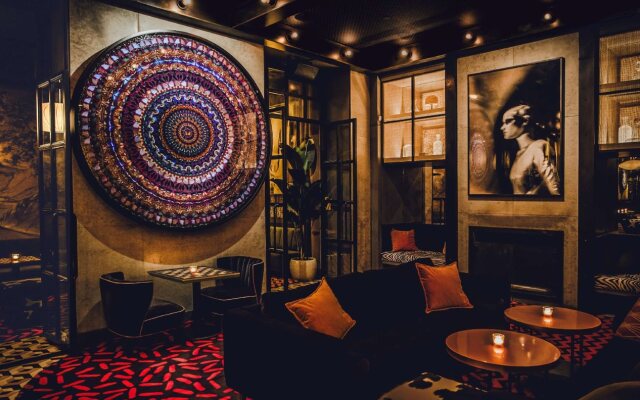 The Manner, The Unbound Collection by Hyatt