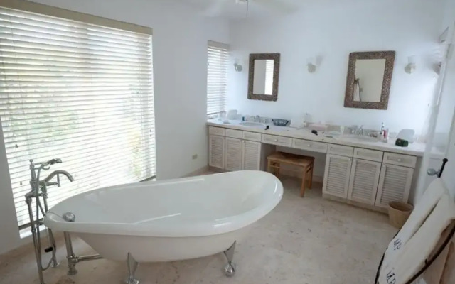 Coriolana 4 Bedroom Home