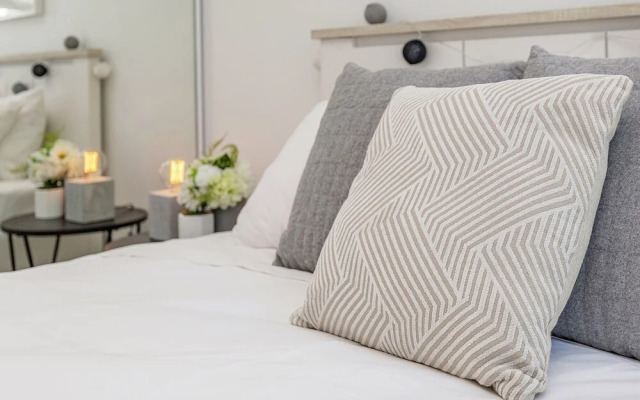 Best Location South Brisbane Comfy 2bed2bath Qsb032