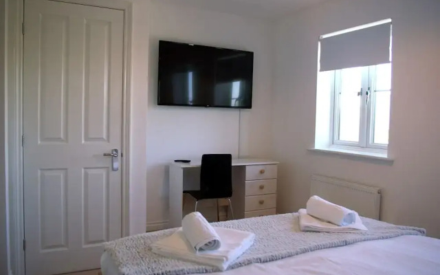 Ladysmith House - Full House