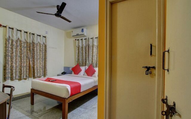 OYO 2420 Ashwa Comfort