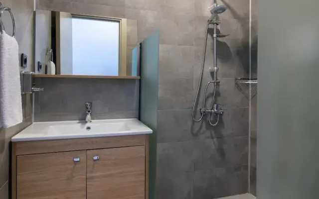 Enki Spinoza Thermal Resort Hotel
