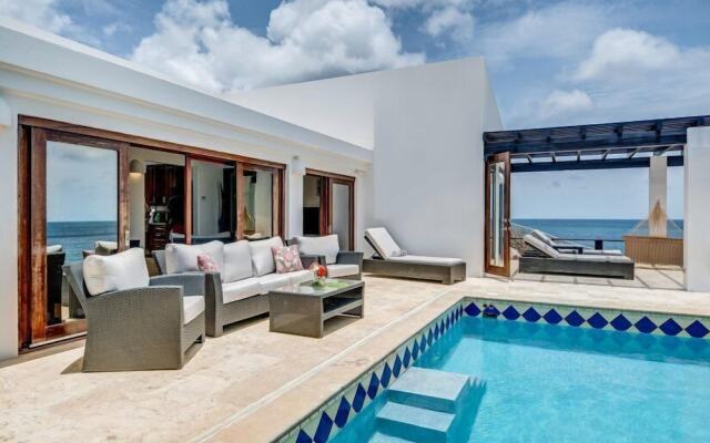 Villa Waves
