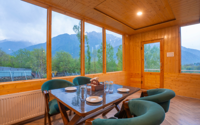 Moustache Hostel Pahalgam