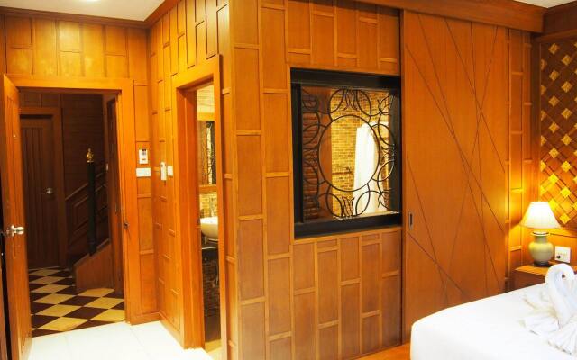 Renoir boutique hotel