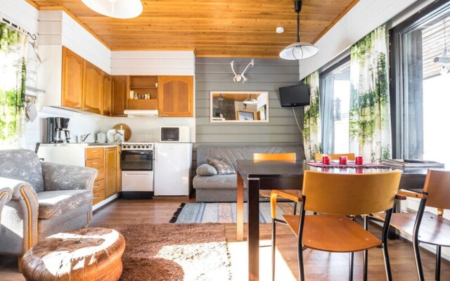 Mustalampi 4 Kyyhkynen Kuusamo